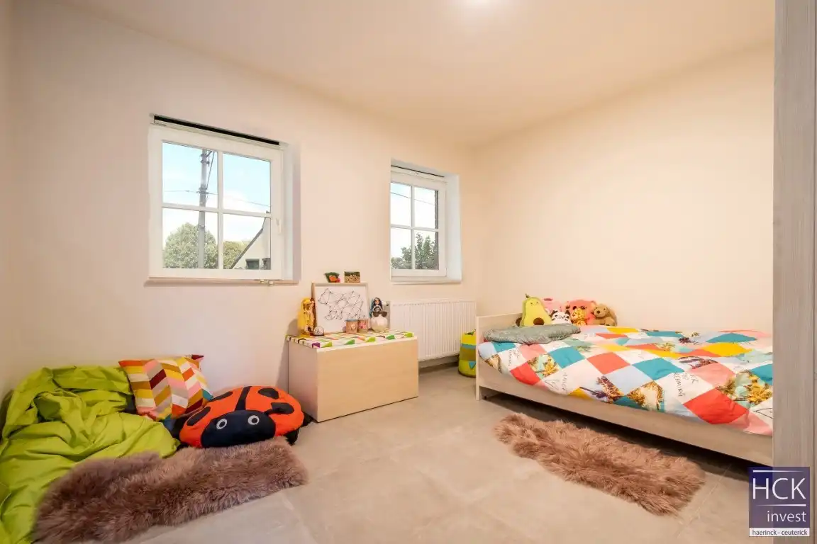 KRUISHOUTEM - Rustig gelegen ruime woning met groenzicht! foto 15