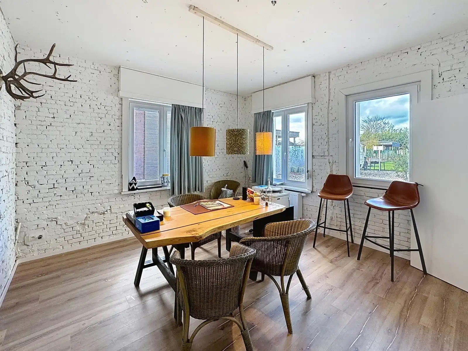 Kantoor met zonnige tuin met optie ruime garage  foto 4