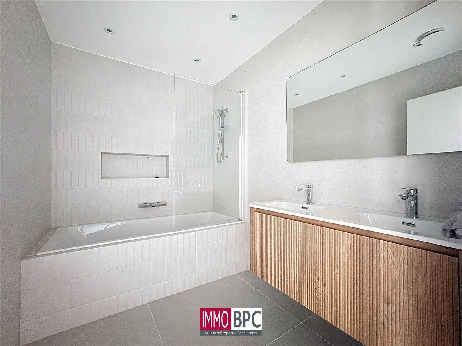 Prachtige nieuwbouwwoning in Wemmel – driegevel met zonnige tuin, hoogwaardige afwerking en extra’s! foto 26