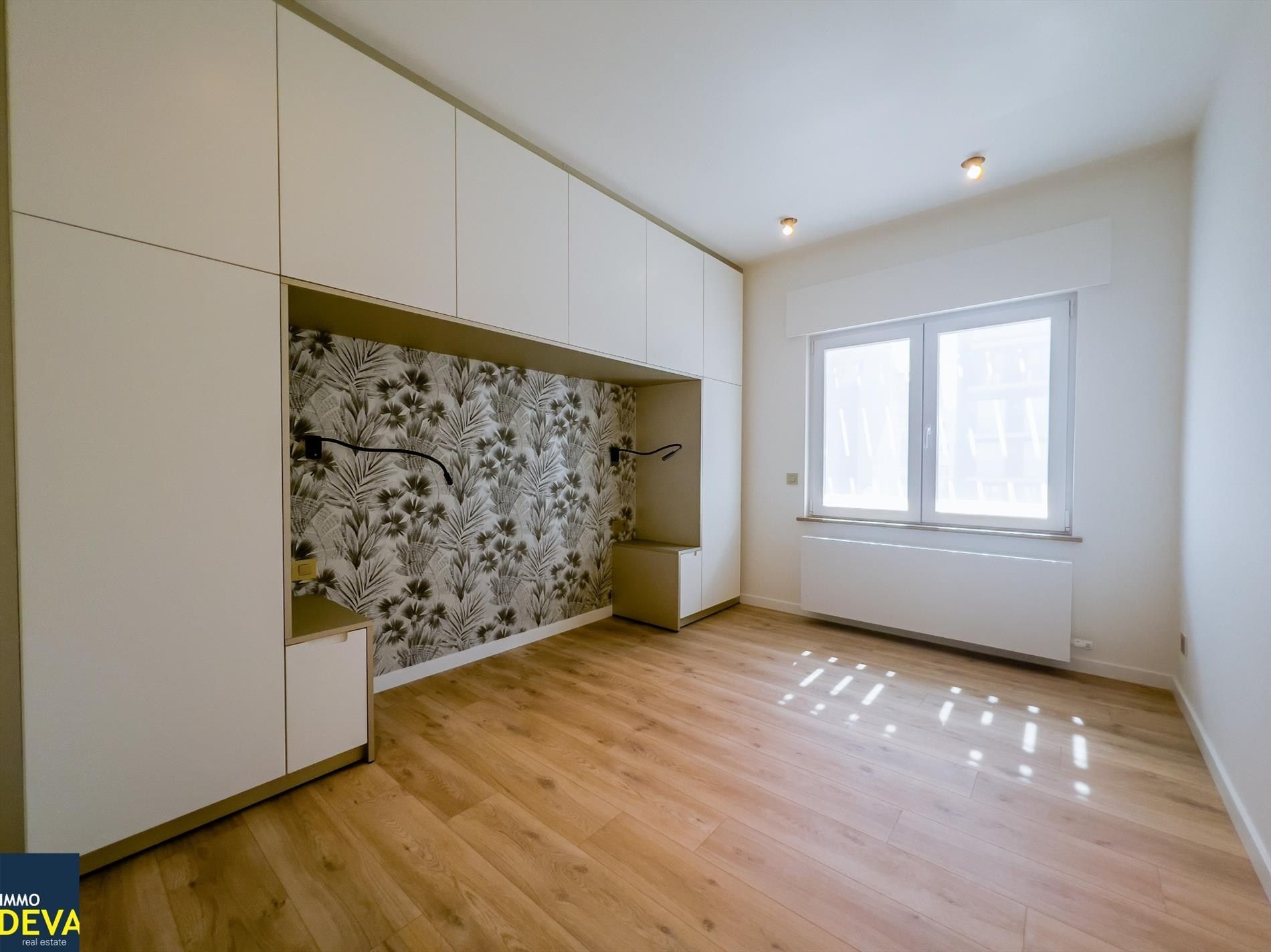 Gerenoveerd appartement met twee slaapkamers vlakbij bij de Dumortierlaan en het Lichttorenplein. foto 6