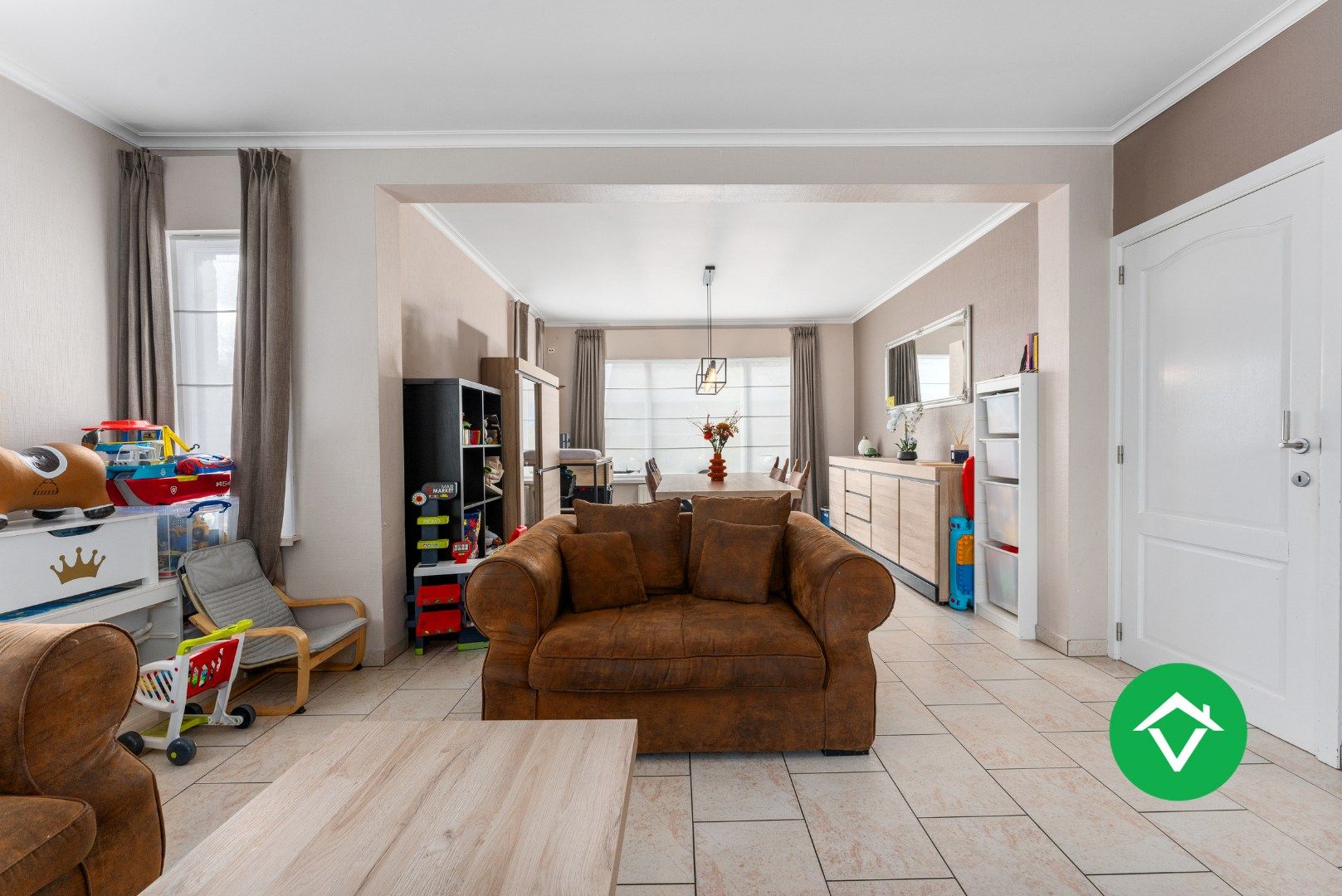 Instapklare alleenstaande woning met zuidgerichte tuin in Staden foto 8