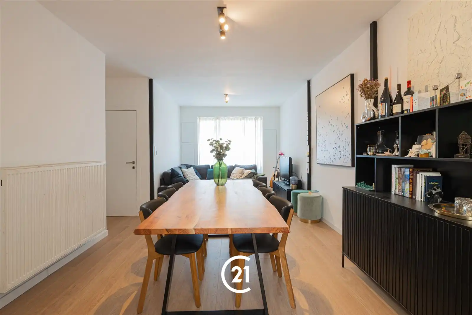 Toffe, gerenoveerde woning met 3 slaapkamers in Gent. foto 4
