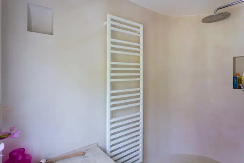 Unieke karaktervolle villa met parktuin, zwembad en een zee van ruimte,luxe alom! foto 30