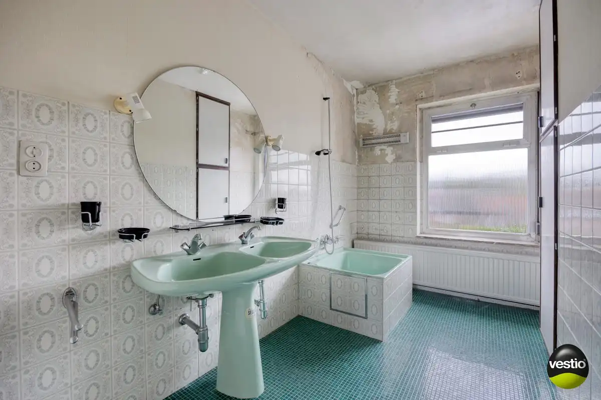 Eengezinswoning met 5 slaapkamers én opsplitsbare bouwgrond foto 14