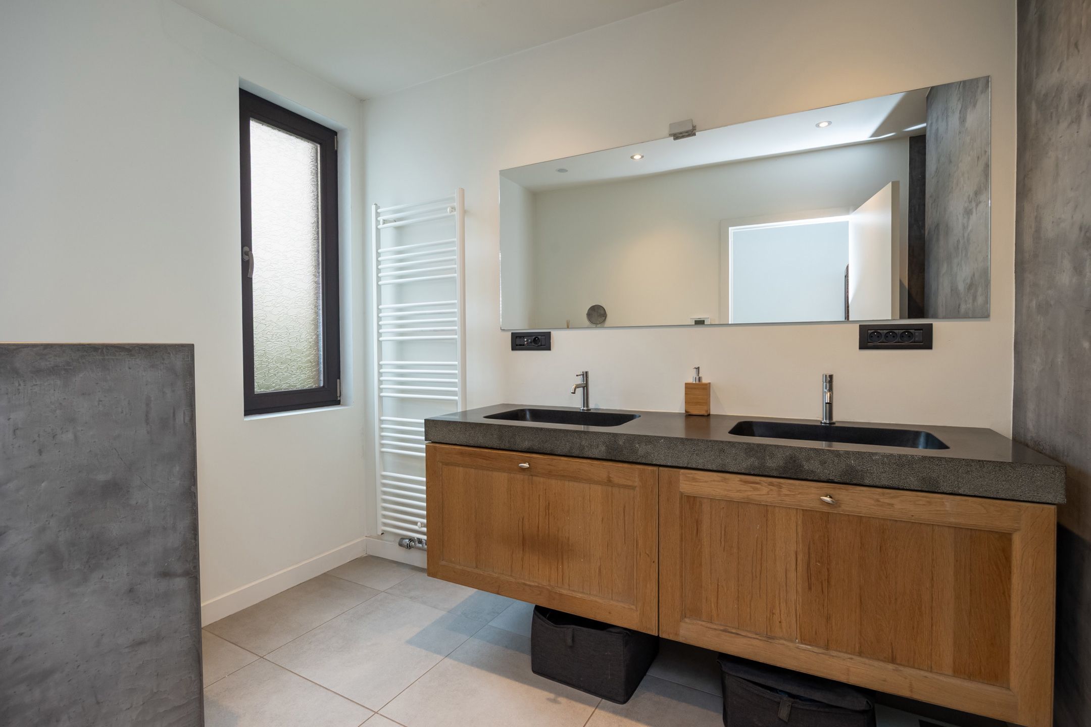 Gerenoveerde woning op heerlijke locatie in Hove foto 12
