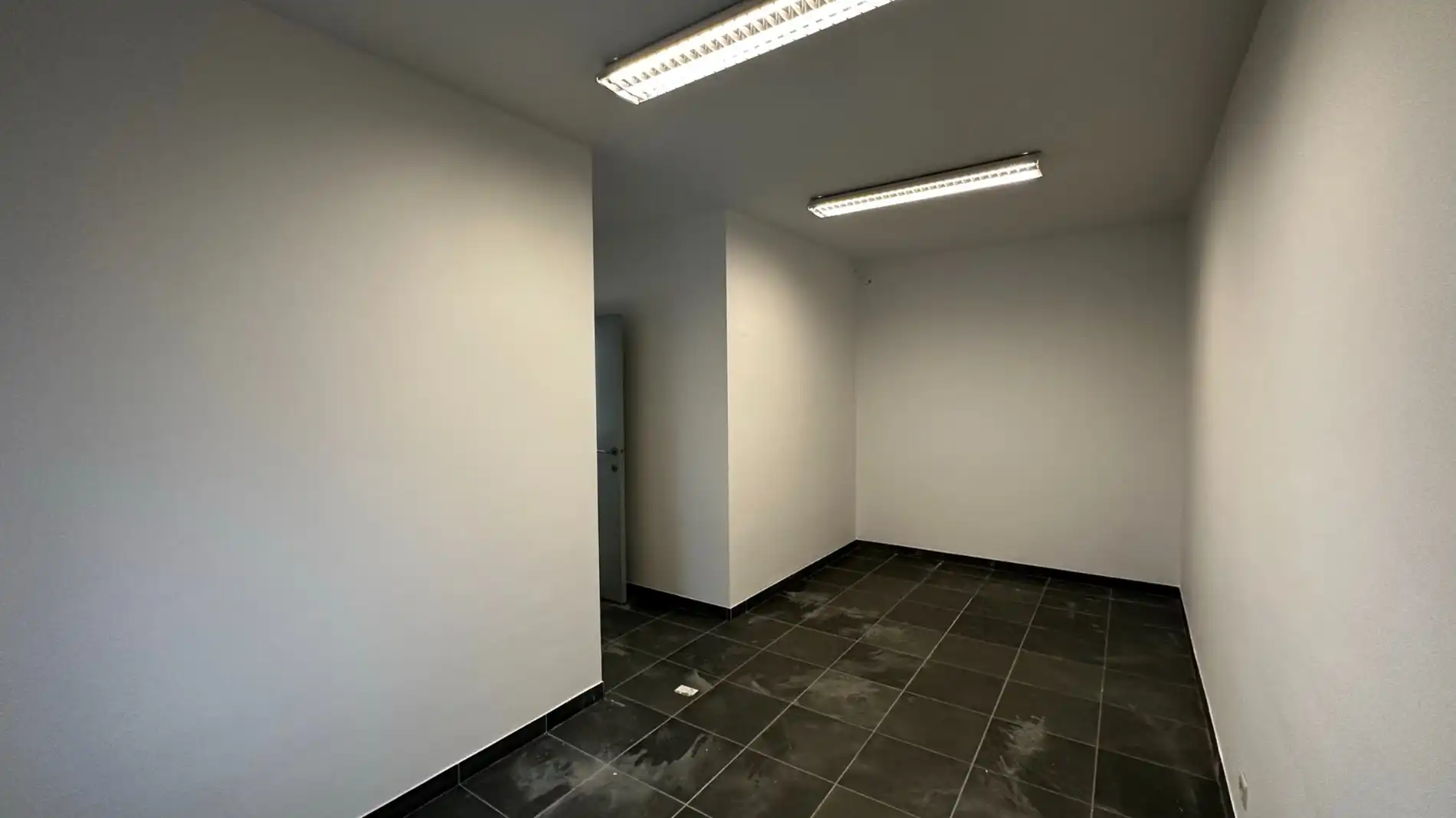 Handelspand te huur in Lokeren foto 11