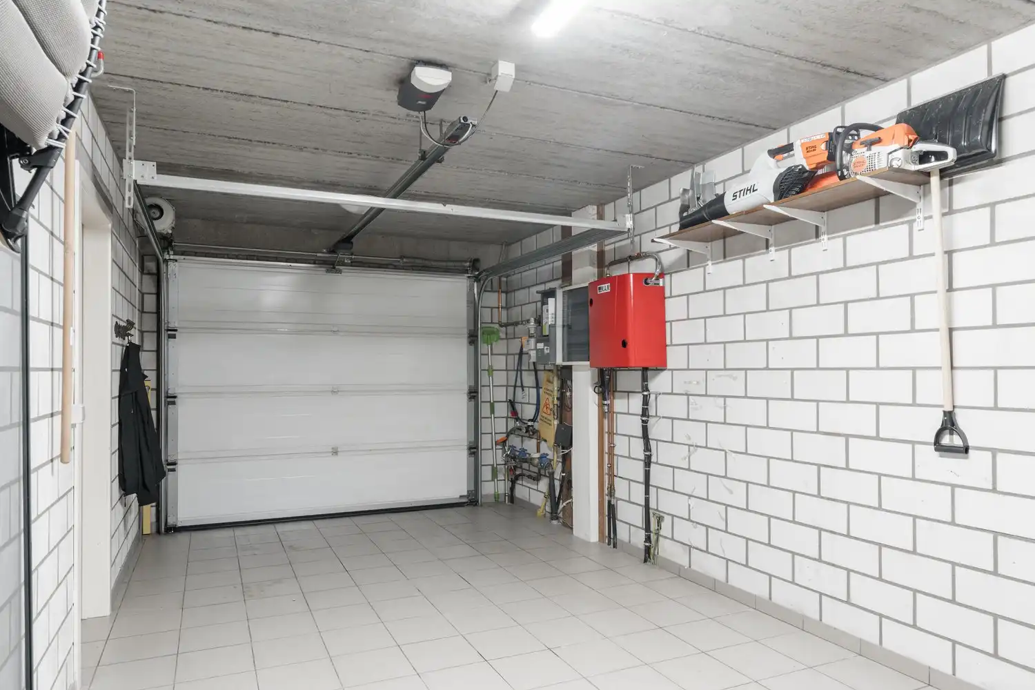 Zeer ruime en energiezuinige woning nabij het centrum van Lindel-Overpelt foto 34