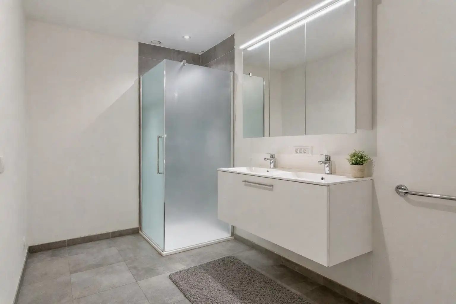 Gelijkvloers appartement met groot zonneterras foto 12