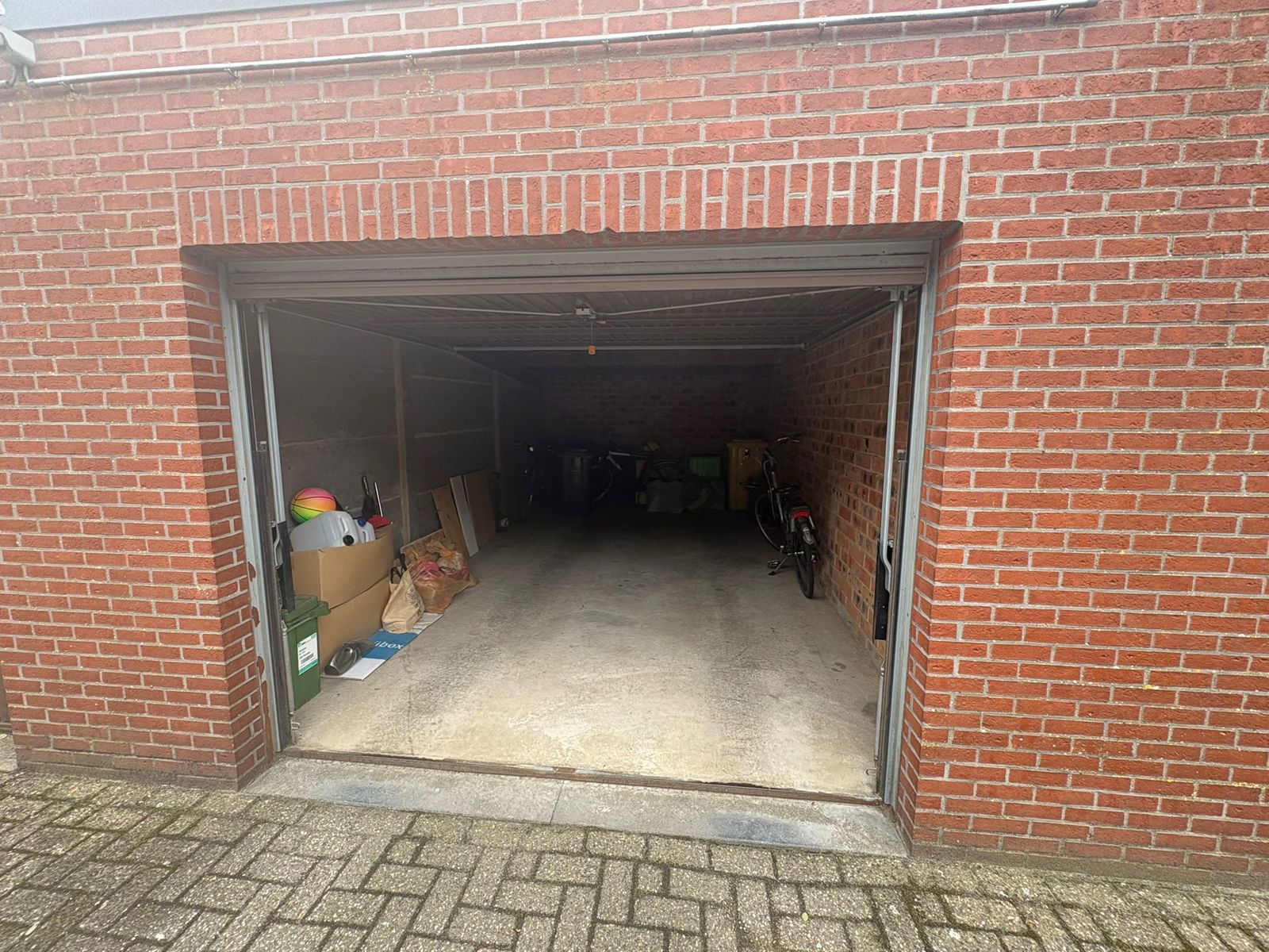 Ruim appartement met 2 slaapkamers en garagebox foto 9