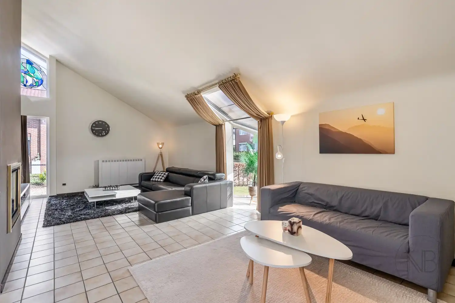 Architectenwoning met ruimte, licht en absolute rust! foto 13