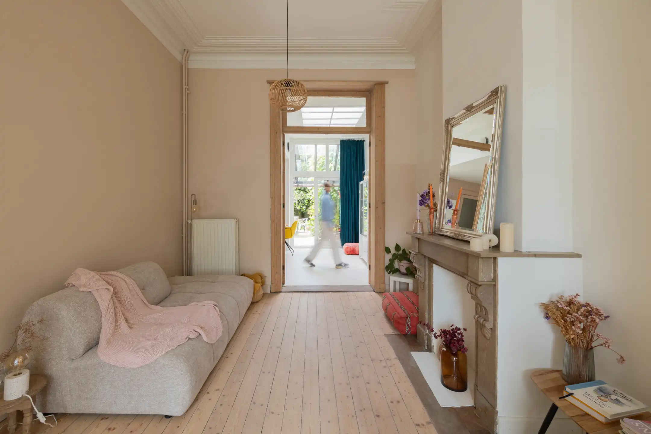 ANTWERPEN-HARMONIE - Karaktervol herenhuis met stadstuin foto 4