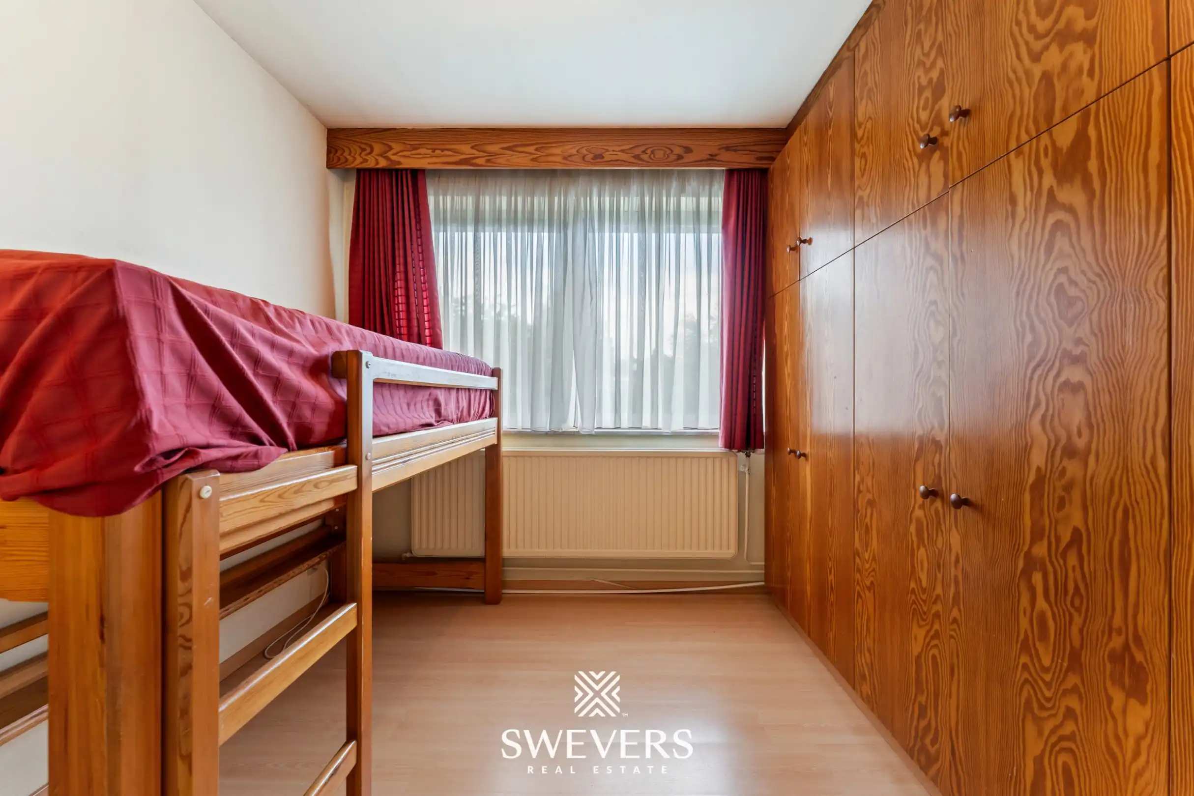 Uitstekend gelegen ruime gezinswoning met 4 slaapkamers te Genk foto 19