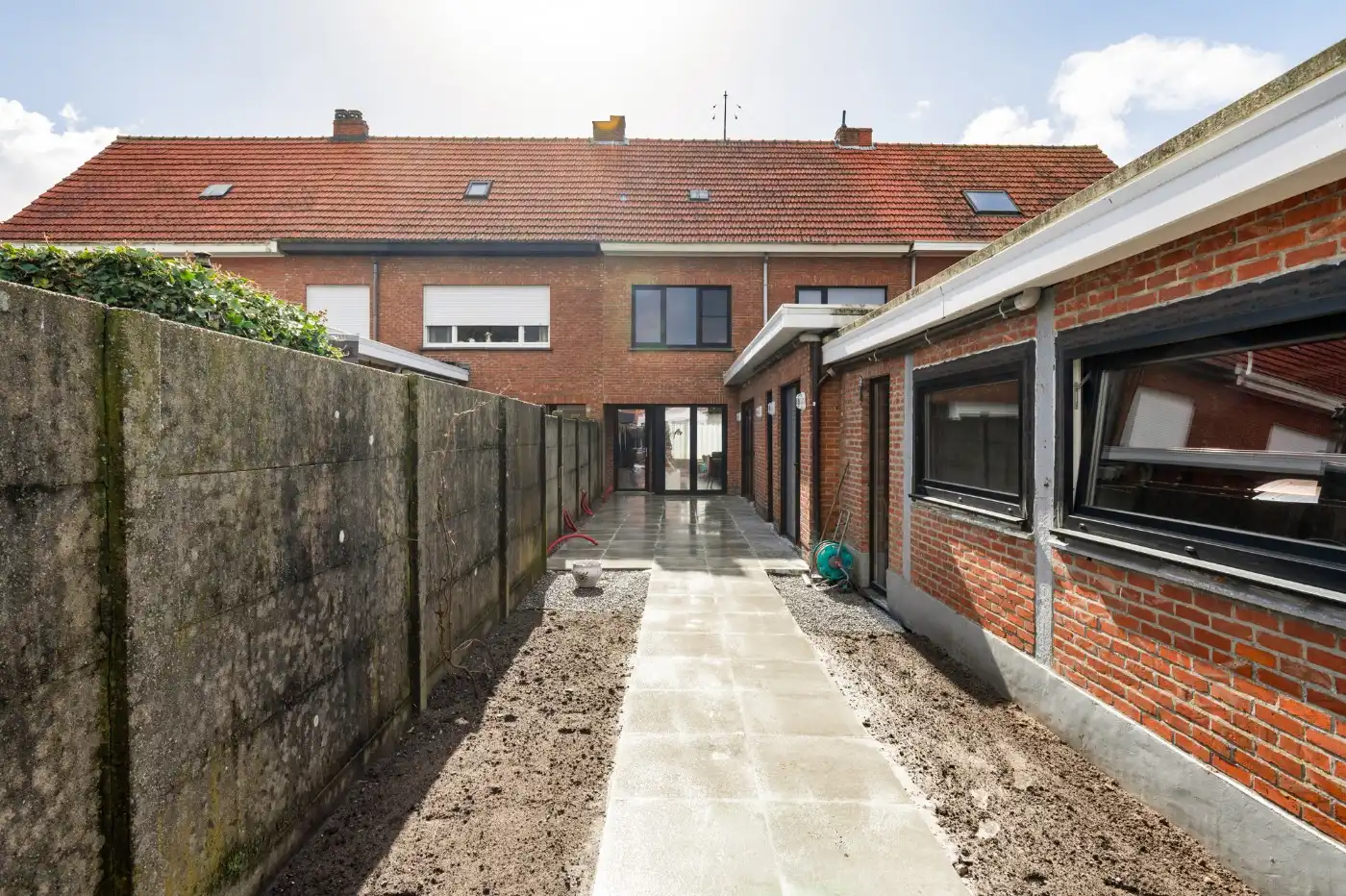 Gerenoveerde, instapklare woning met 2 à 3 slpk. en tuin foto 30