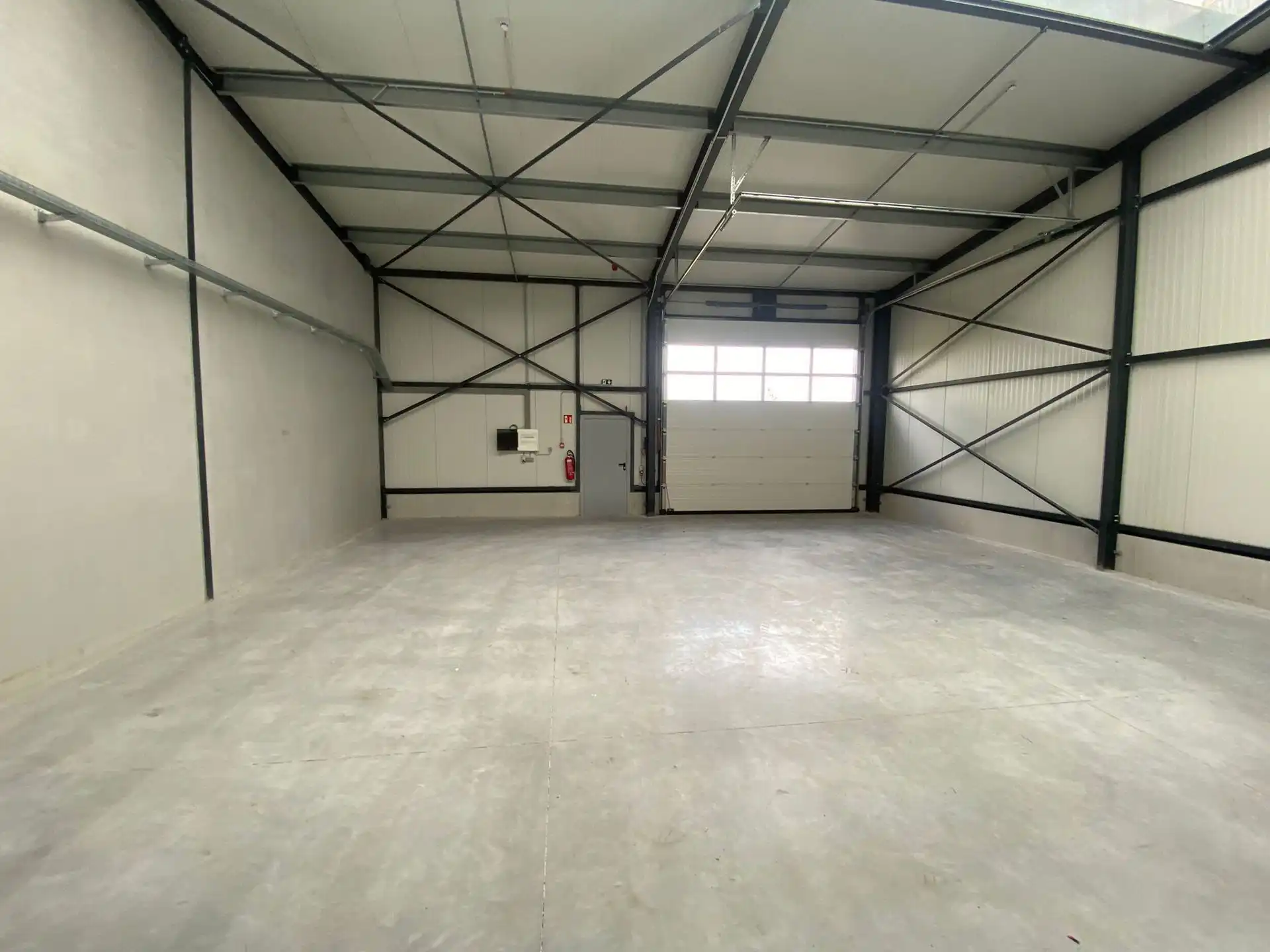 Magazijnen te huur foto 3