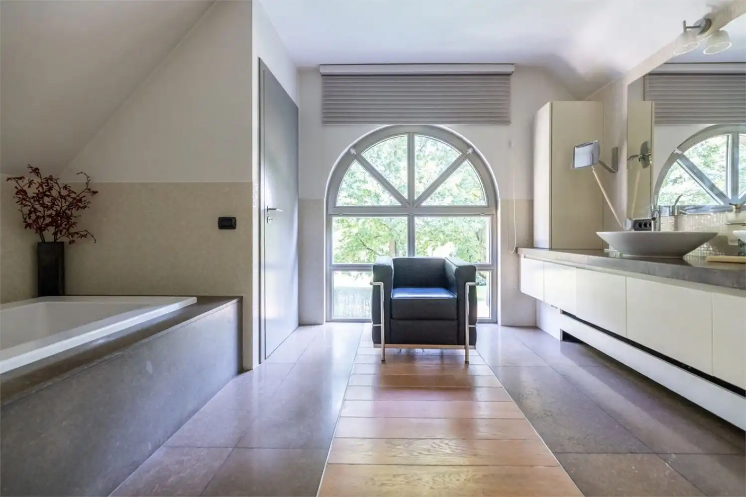 PRACHTIGE LUXEVILLA VERSCHOLEN IN HET PRIVÉDOMEIN ‘VLIERINGENPARK’ foto 30