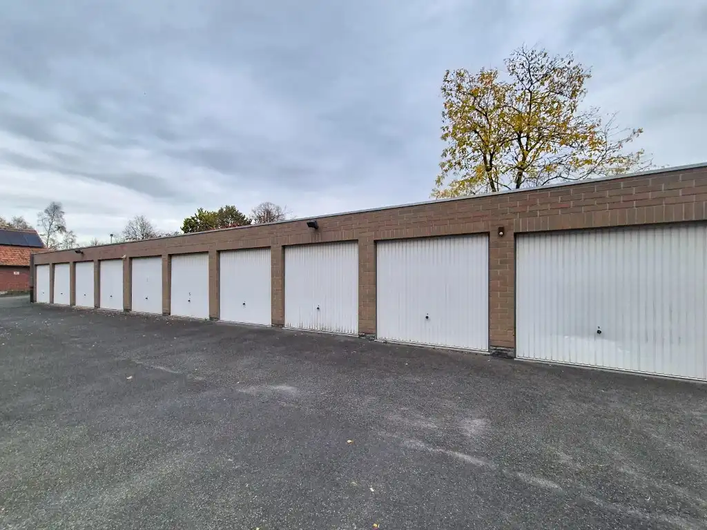 Modern dakappartement met 2 slpks en garage foto 15