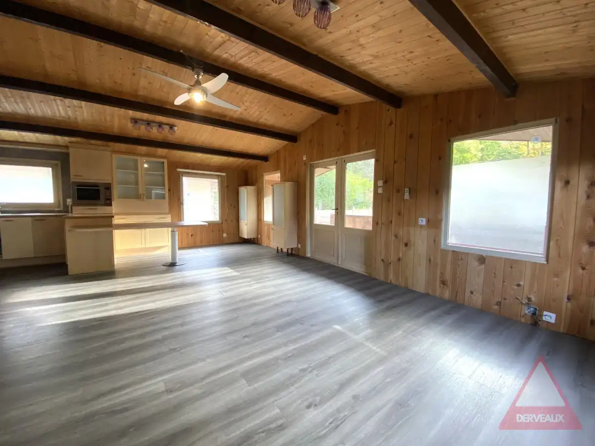 Zonnebeke – Gezellige chalet in groene omgeving foto 4