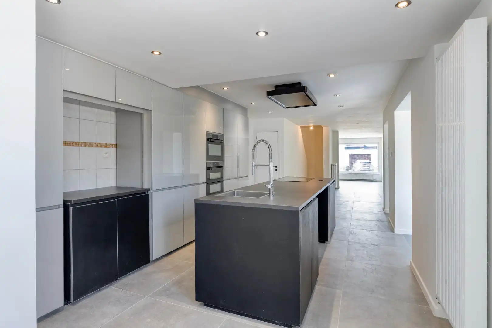 Woning met 5 slaapkamers, rustig gelegen in het centrum van OLV Olen ! foto 11