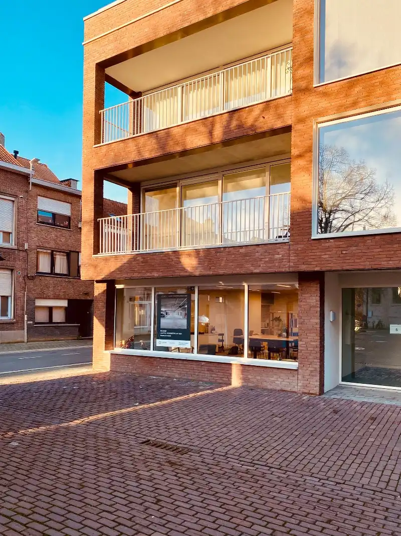 Nieuwbouw kantoorruimte te koop foto 2