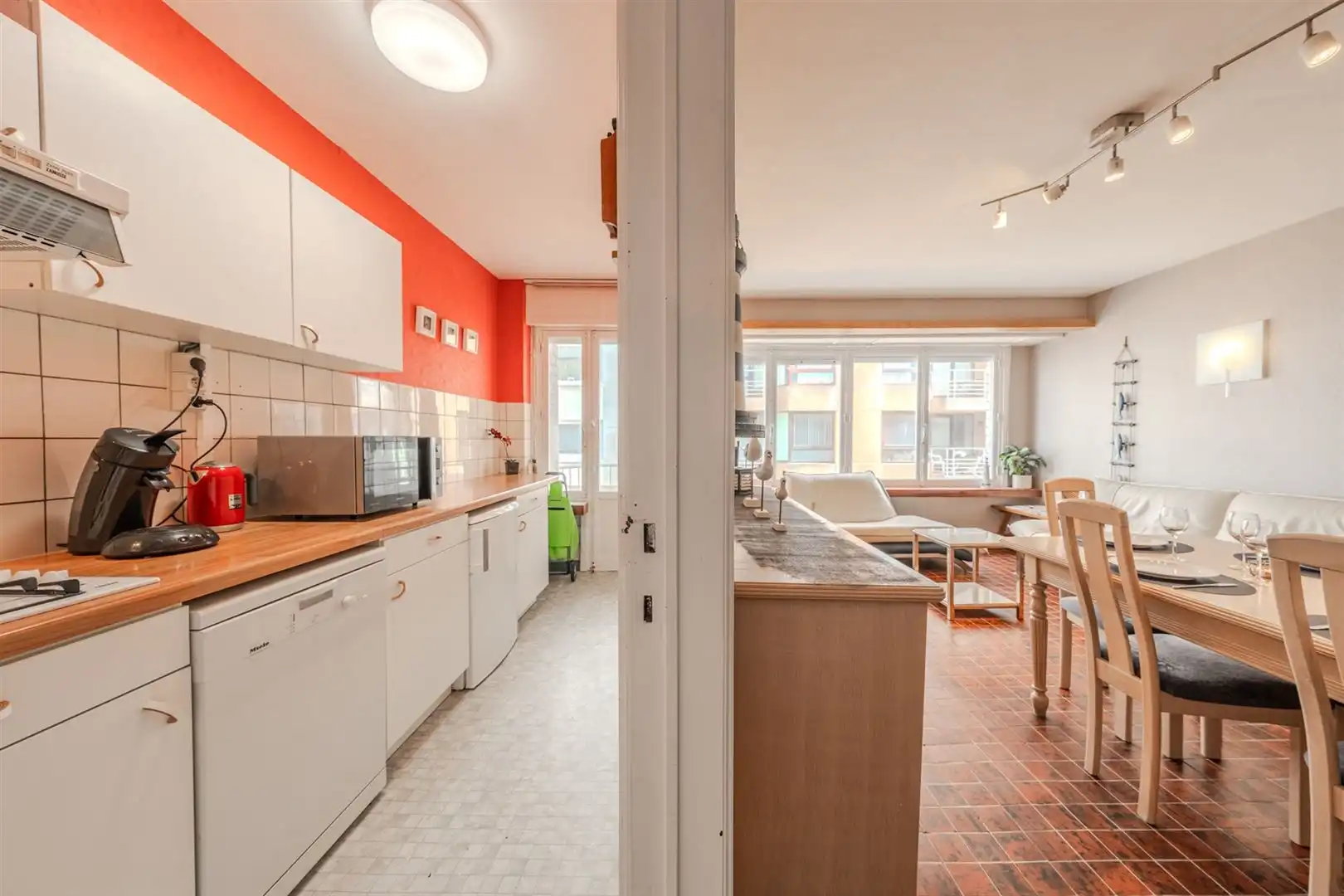 Ruim 2 slaapkamer appartement met lateraal zeezicht foto 12