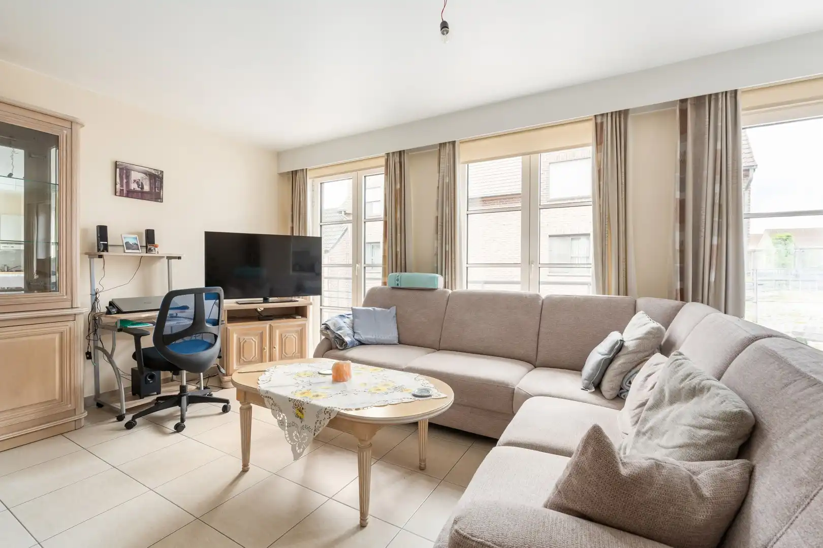 Lichtrijk 2 slaapkamer appartement op de eerste verdieping foto 7