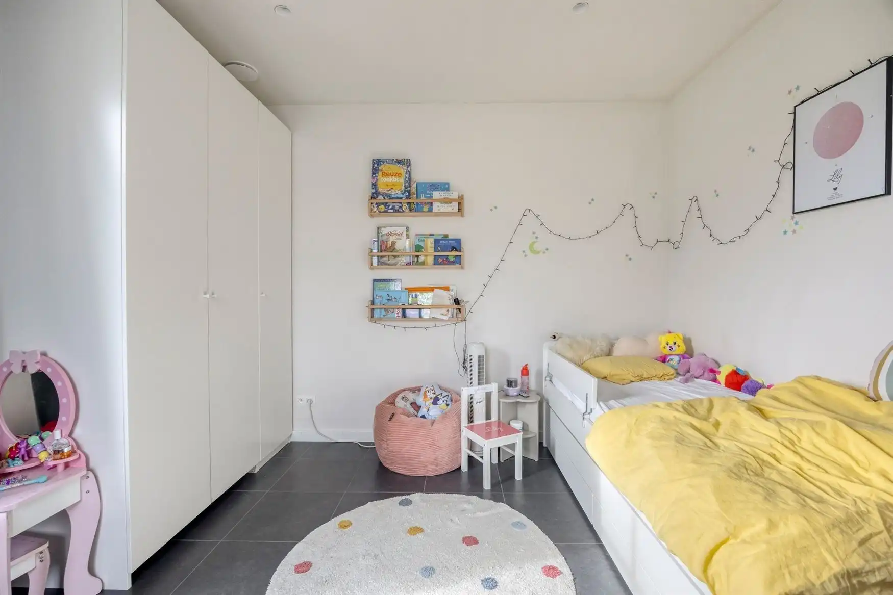 Uitzonderlijke nieuwbouwwoning in landelijke stijl foto 14