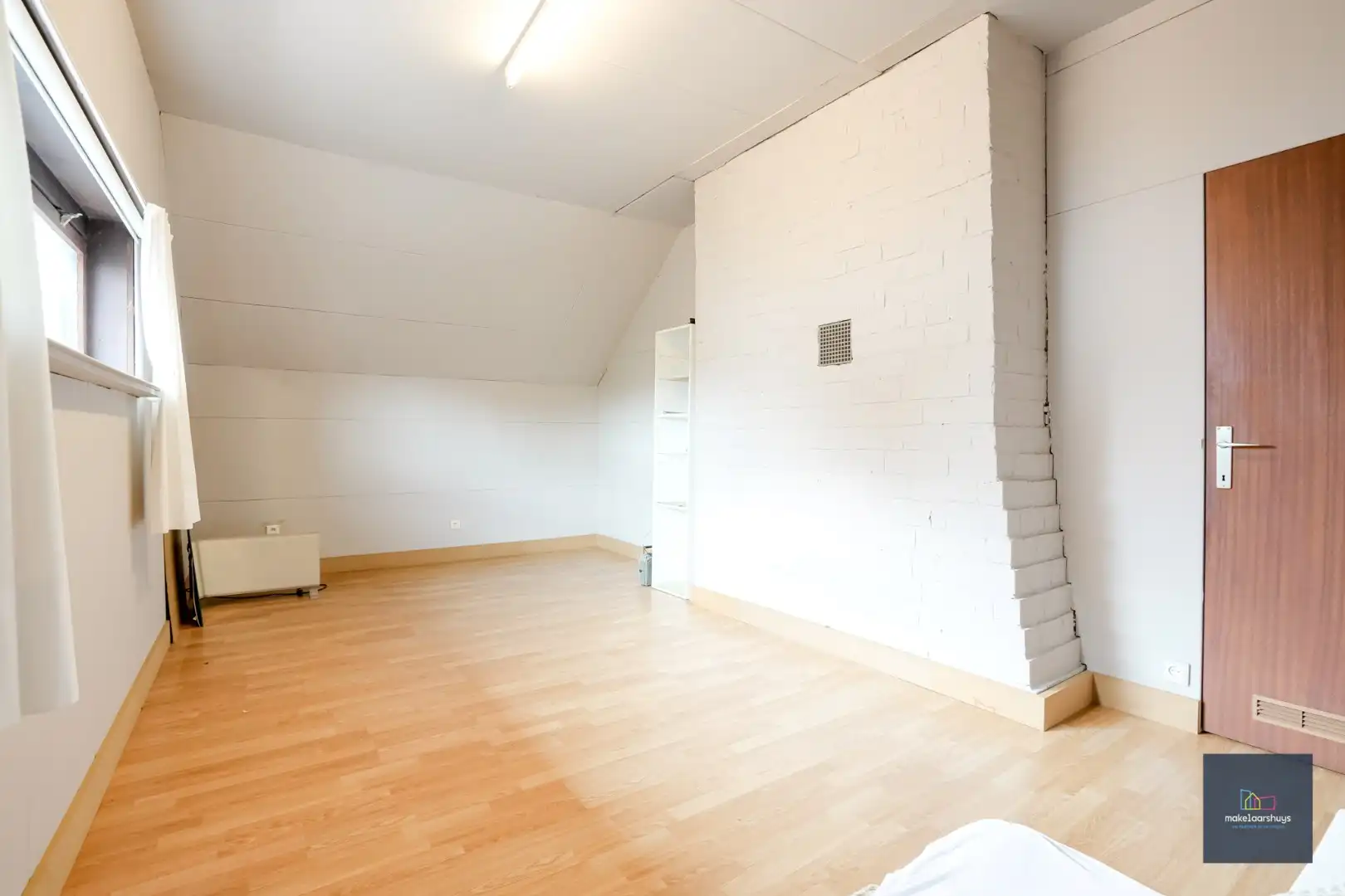 Goed onderhouden HOB in rustige straat in Mariakerke  foto 19