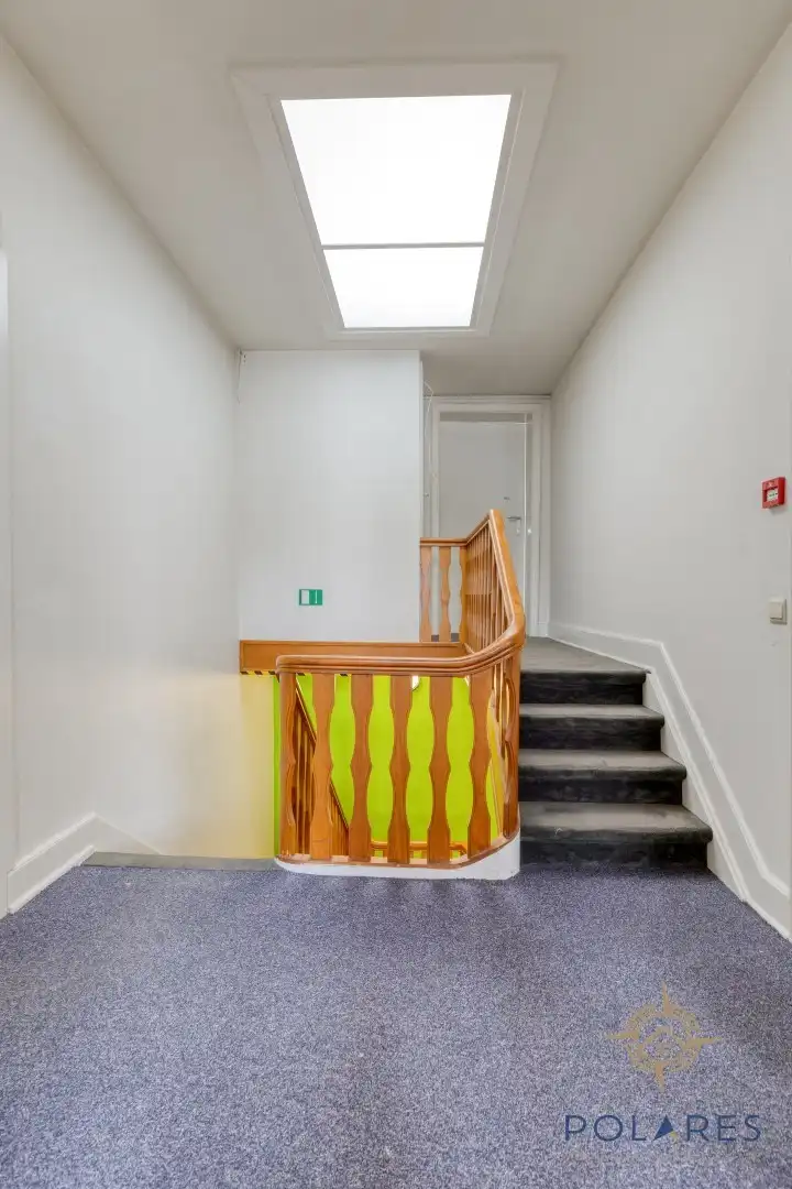 Zeer groot kantoorpand in de winkelstraat van Vilvoorde foto 20