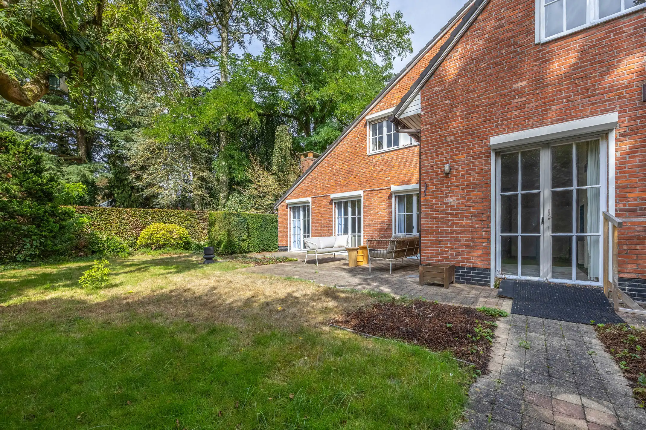  Te renoveren landhuis in groene wijk Hertebos foto 27