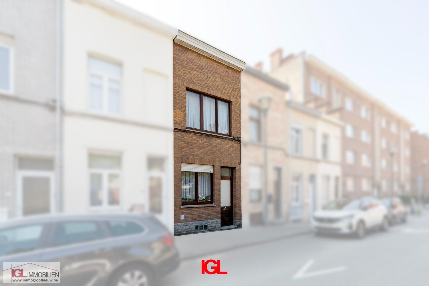 Volledig gerenoveerde woning met 2 slaapkamers foto {{pictureIndex}}