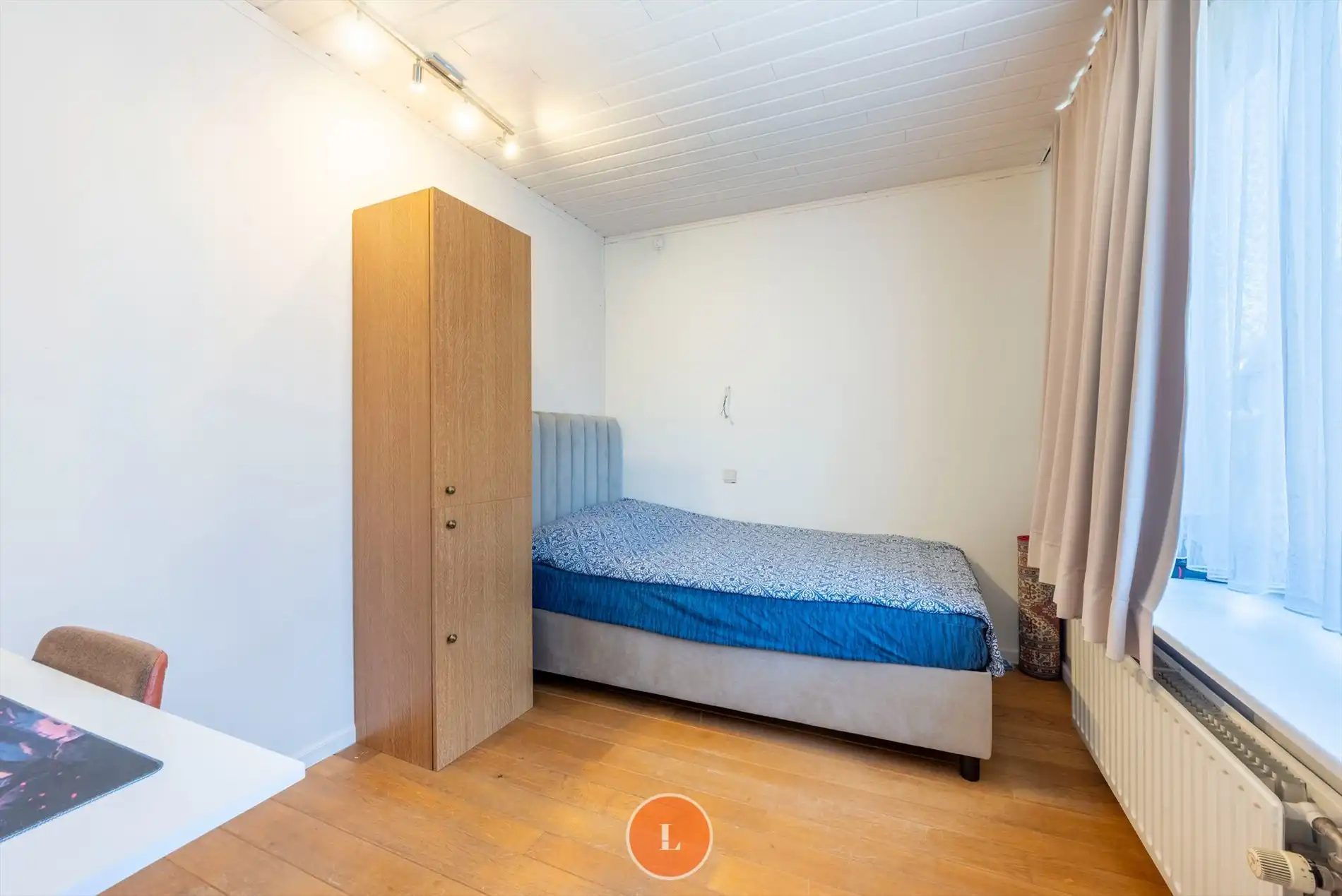 Handelspand met duplexappartement, tuin en garage in het hart van Lauwe foto 14