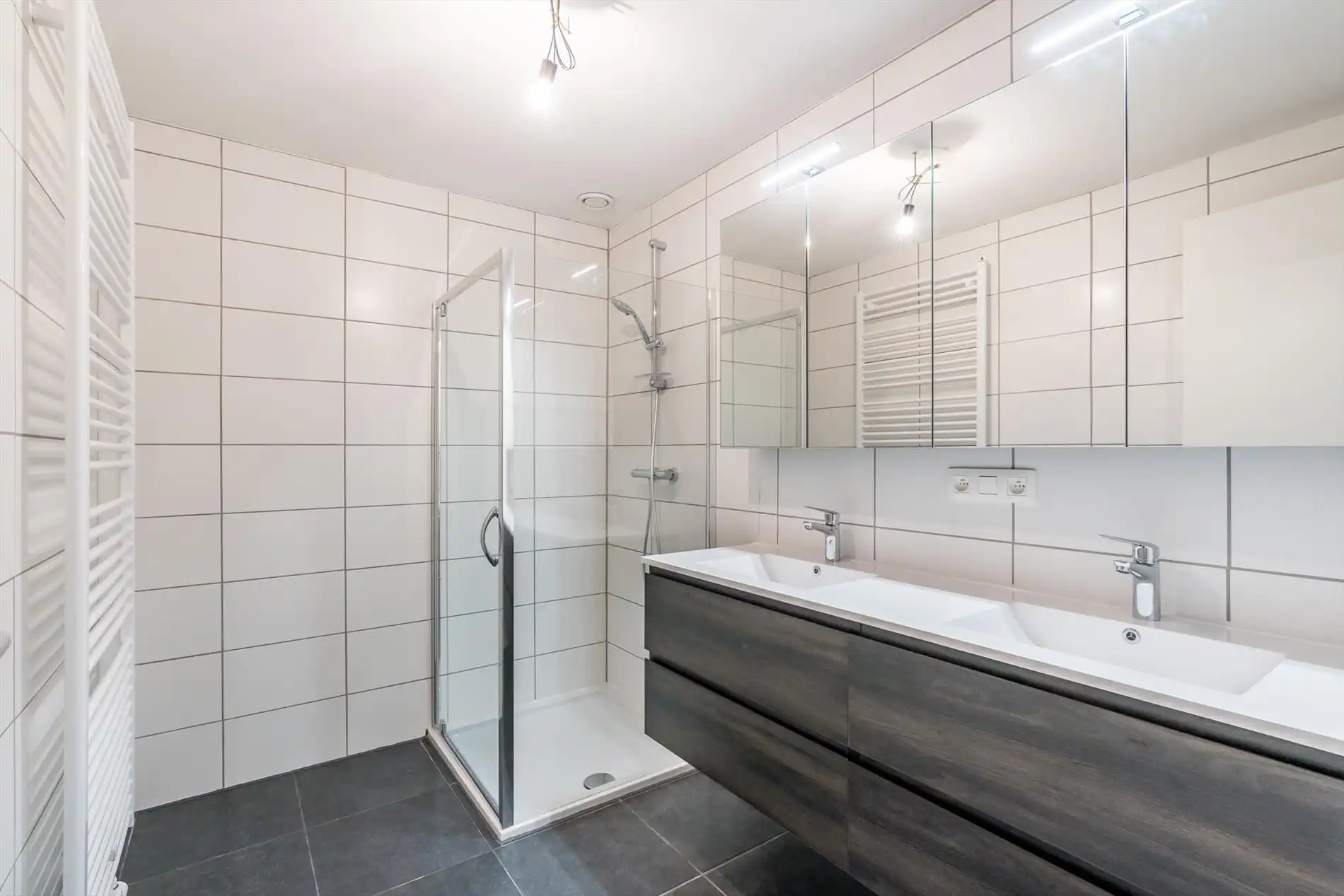 Recent appartement met 3 slaapkamers, 2 terrassen en autostaanplaats ! foto 6