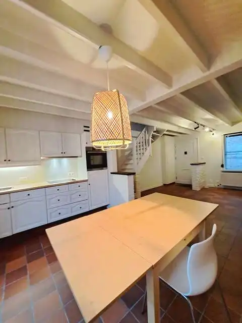 Comfortabele 2-slaapkamerwoning met Stadsterras te huur in Brugge foto 4