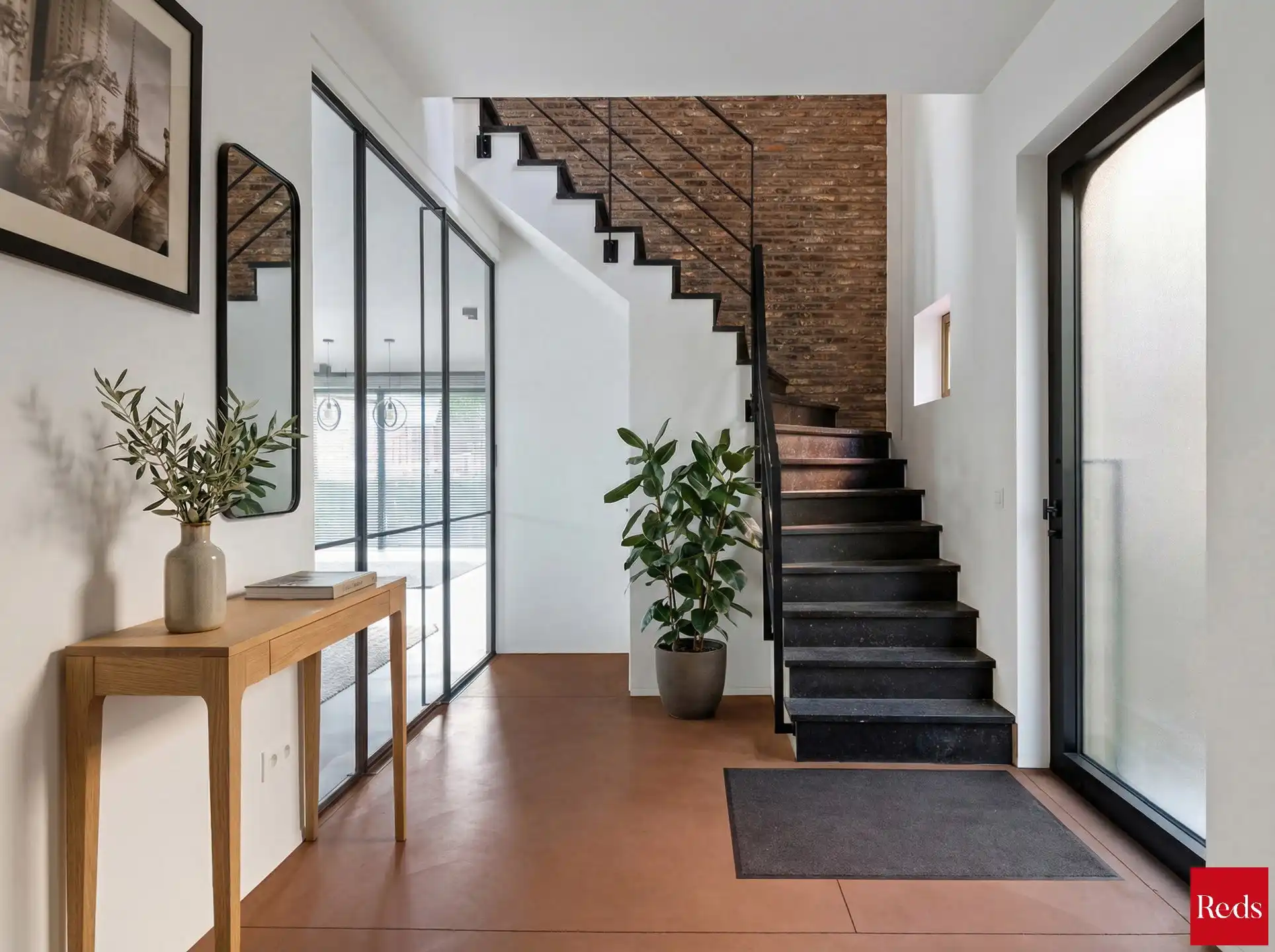Knap gerenoveerde, energiezuinige woning (open bebouwing) foto 3