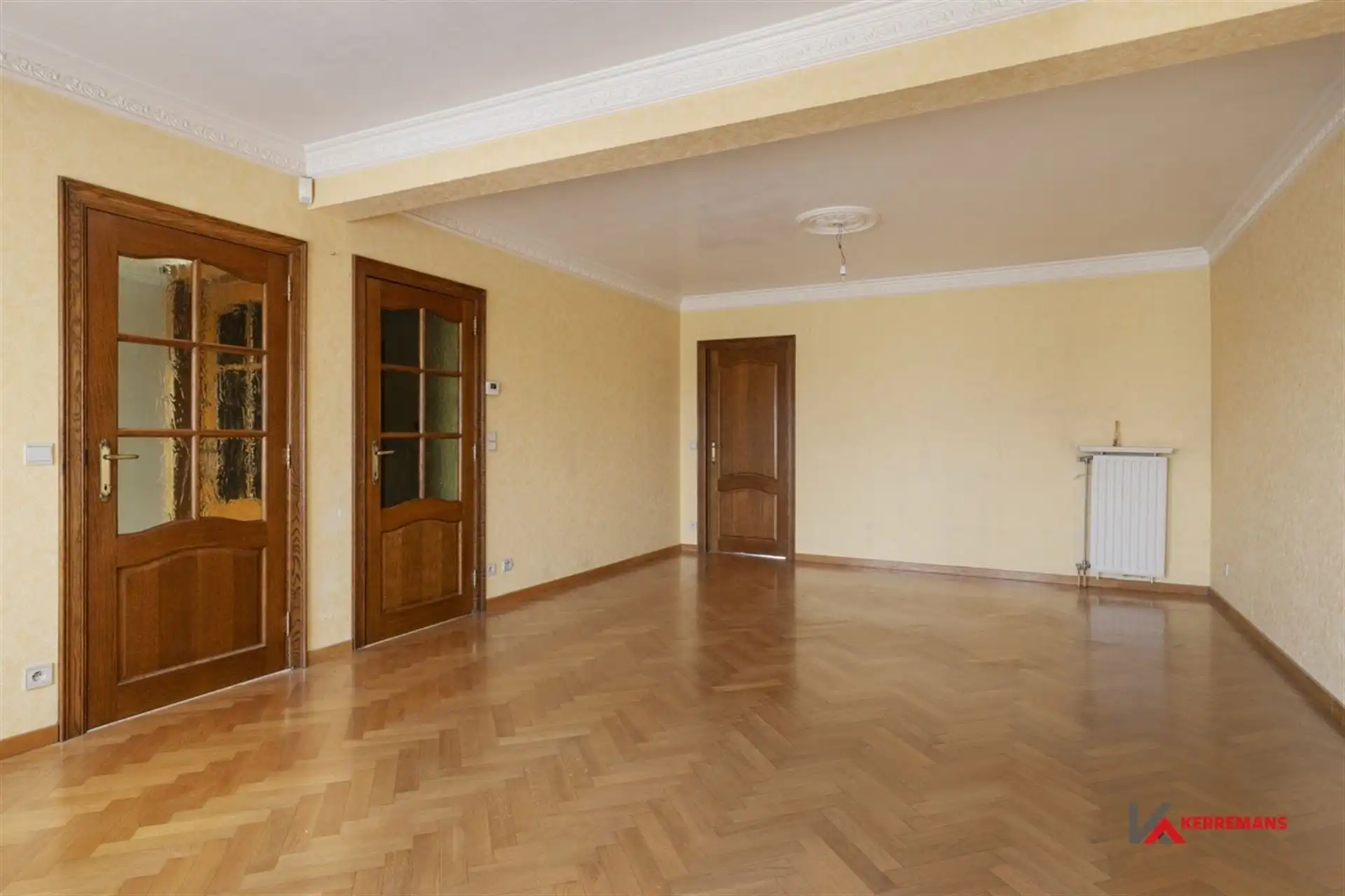 Instapklaar appartement met 3 slaapkamers en garage.  foto 8