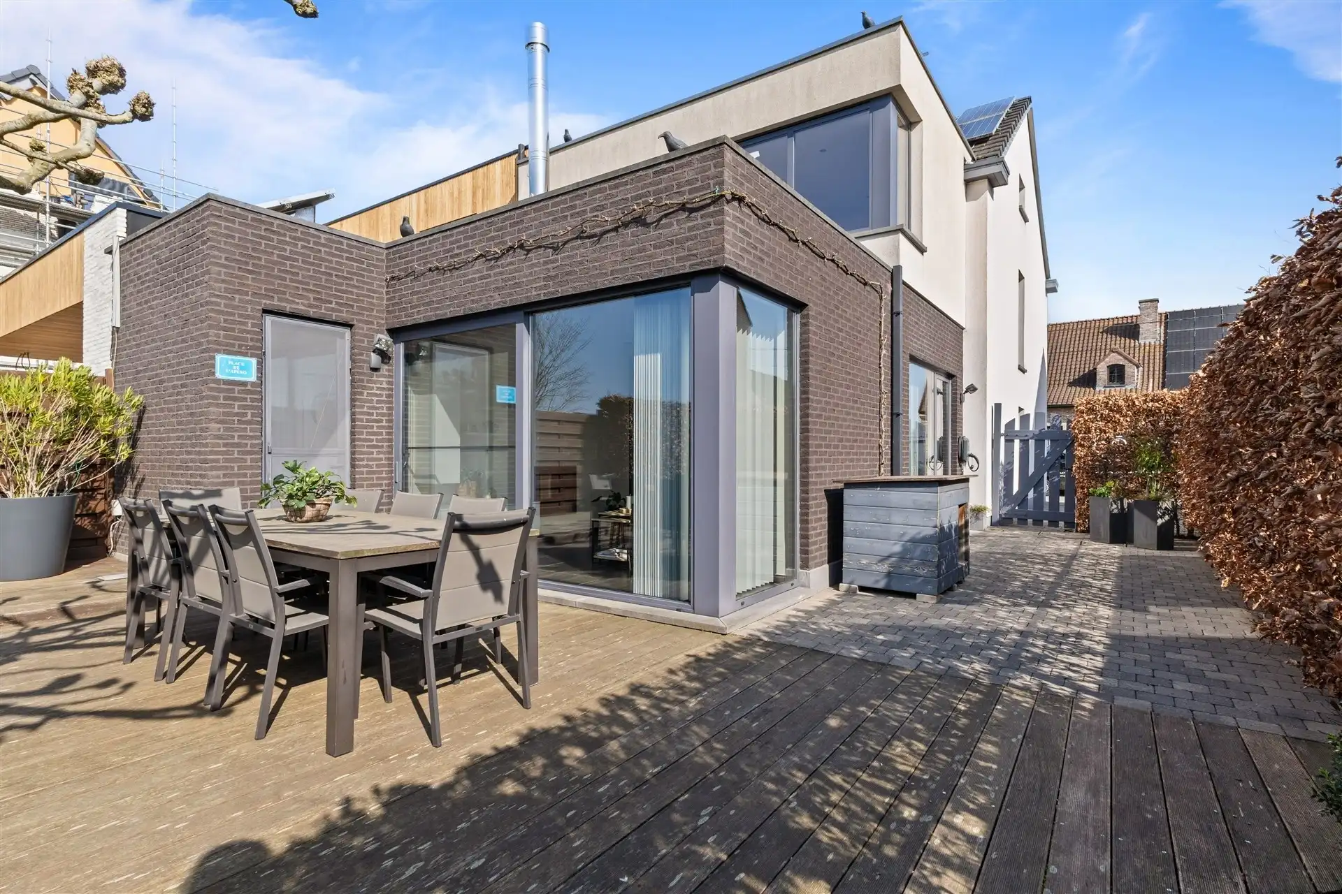 Modern halfopen bebouwing met uniek zicht in een landelijke omgeving. foto 28