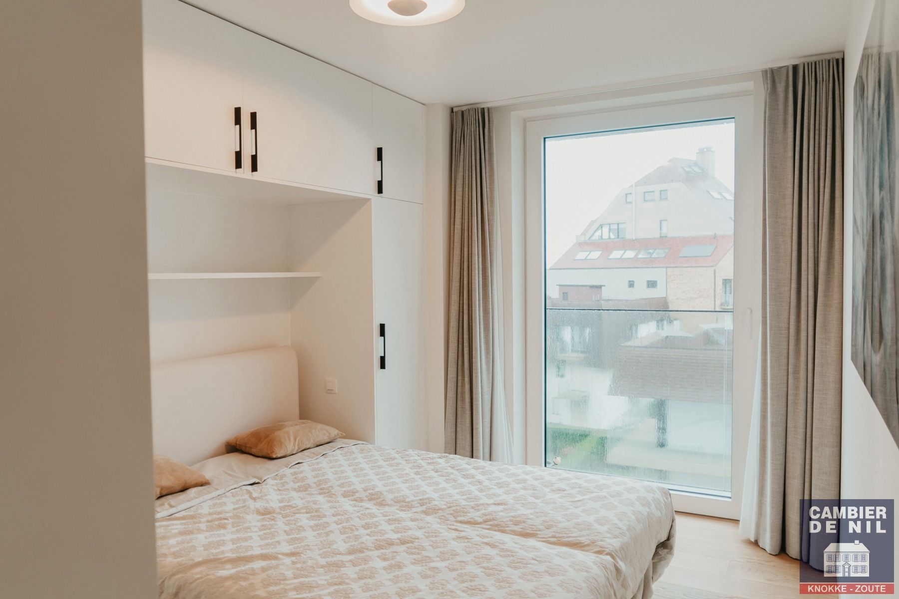 GEMEUBELD - Recent apartement met 11 meter gevelbreedte!   foto 15