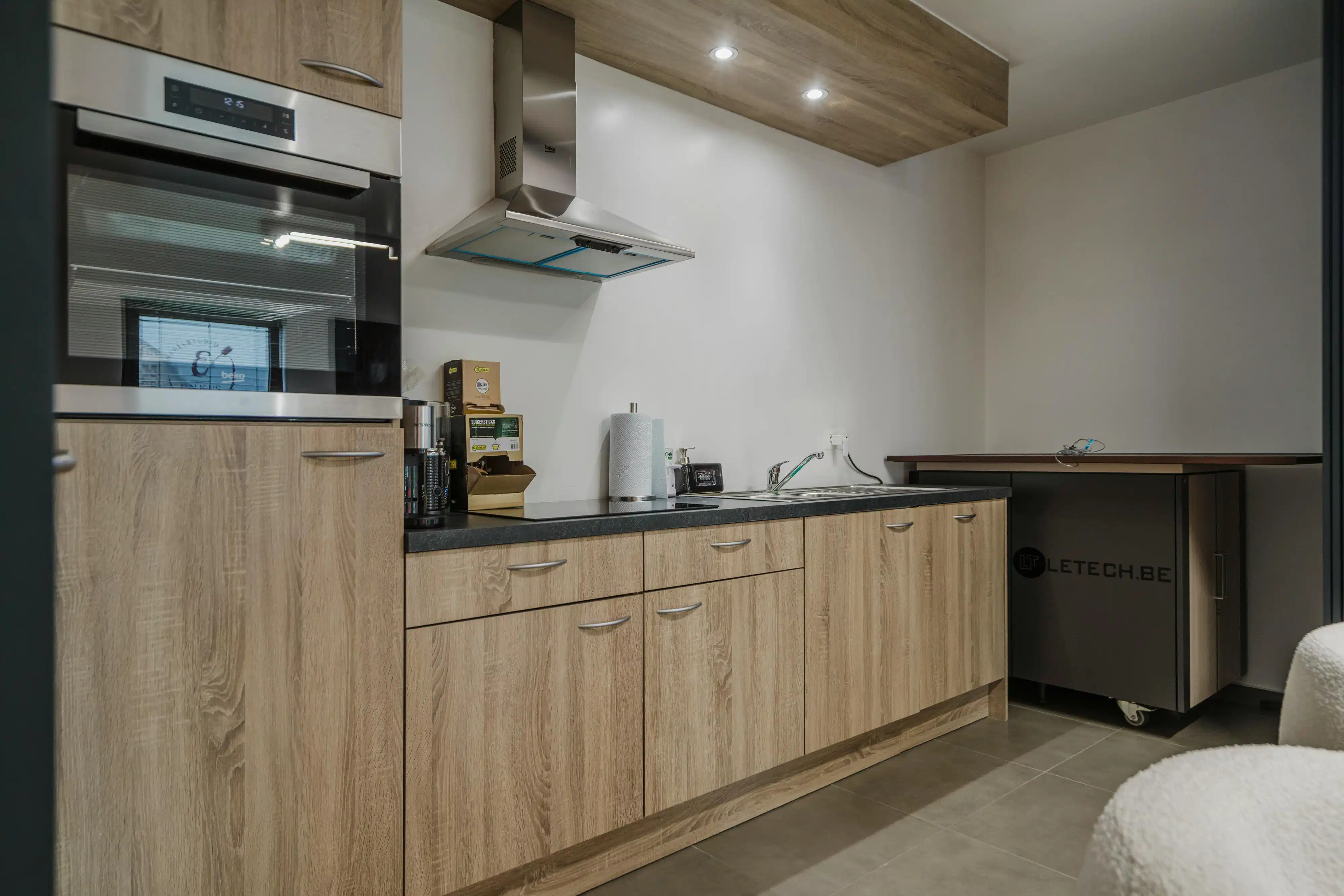 Instapklaar appartement met tuin en staanplaatsen in Heule! foto 8