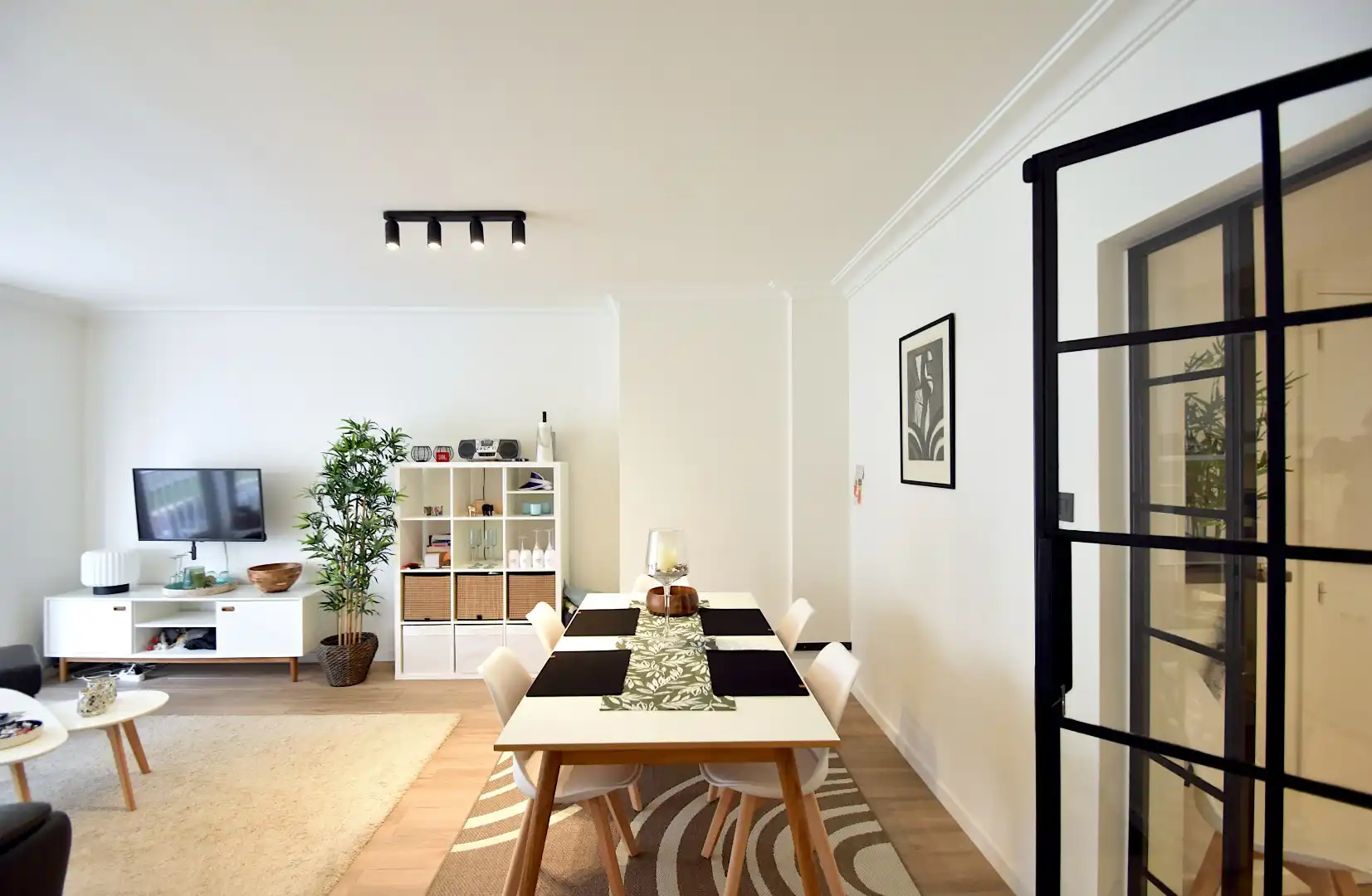  Residentie Zeegenot – Vernieuwd appartement op de eerste verdieping, op 15m van de Zeedijk foto 6