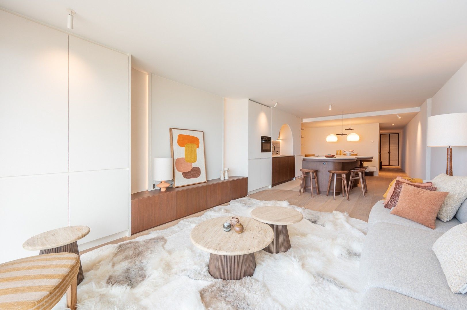 VRIJ 02-01-2026 ts 14u-17u OPENDEUR Ebbestraat 10 bus 45 – Fantastisch appartement met adembenemend zeezicht ideaal gelegen op de zeedijk in het Zoute. foto 4