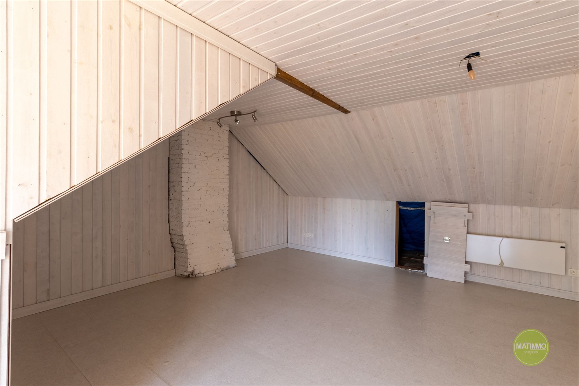 Instapklare gezinswoning met zonnige tuin in Mol-Gompel foto 18