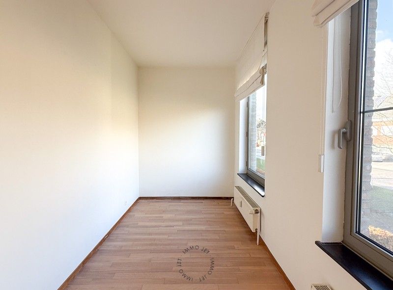 Ruime bel-etagewoning met 3 slaapkamers, tuin en garage foto 19