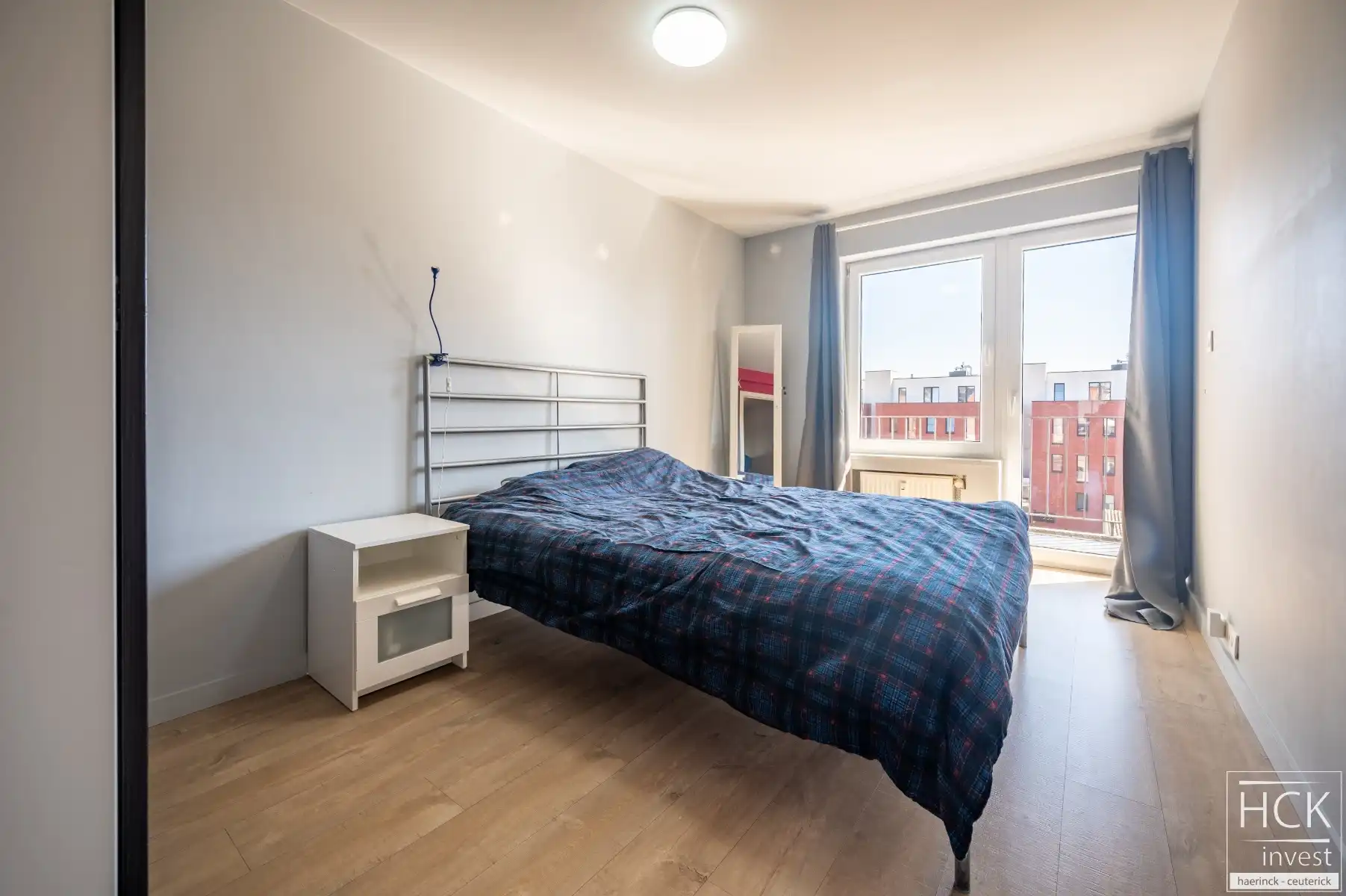 DEINZE - Instapklaar appartement met 2 SLPK en moderne afwerking foto 11