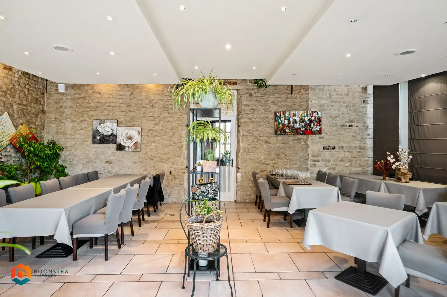 Handelspand met bovengelegen woonst op toplocatie te Erps-Kwerps foto 17