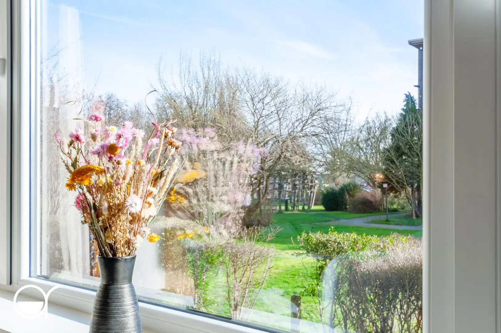 2 slaapkamer appartement met 2 terrassen in een rustige buurt. foto 7