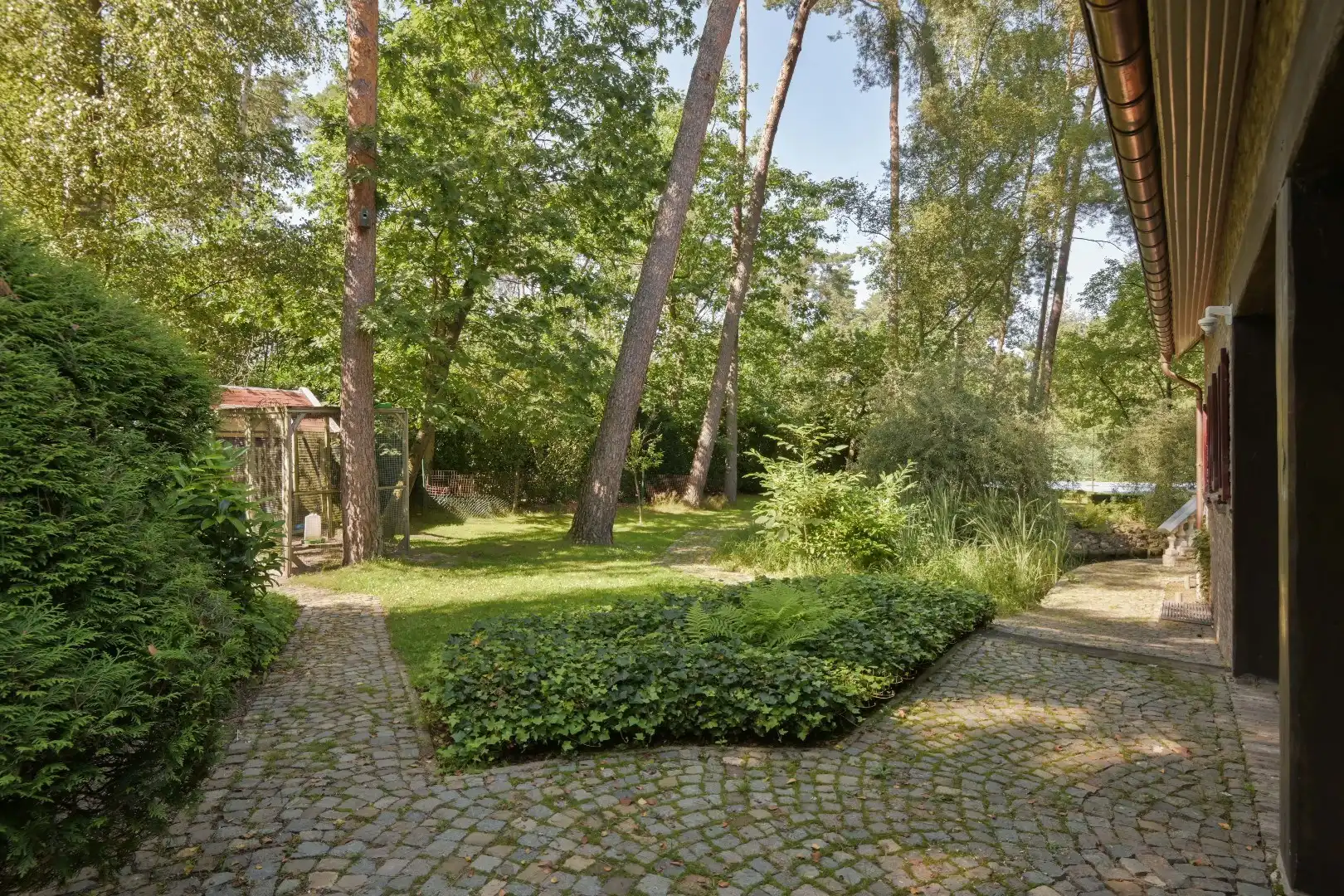 UITZONDERLIJKE VILLA MET GASTENVERBLIJF OP EEN PRESTIGIEUZE LOCATIE TE REKEM ! foto 43