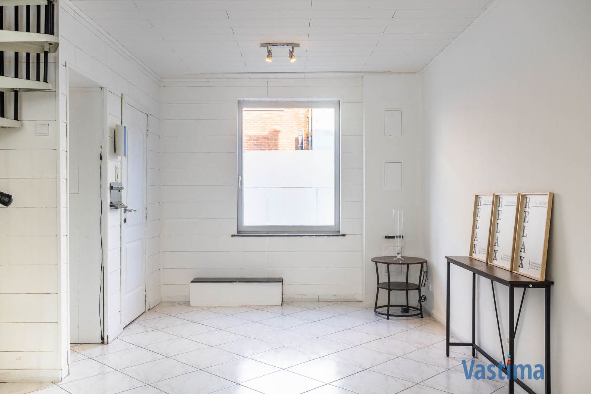 Lichtvolle starterswoning met zuid gerichte tuin foto 4