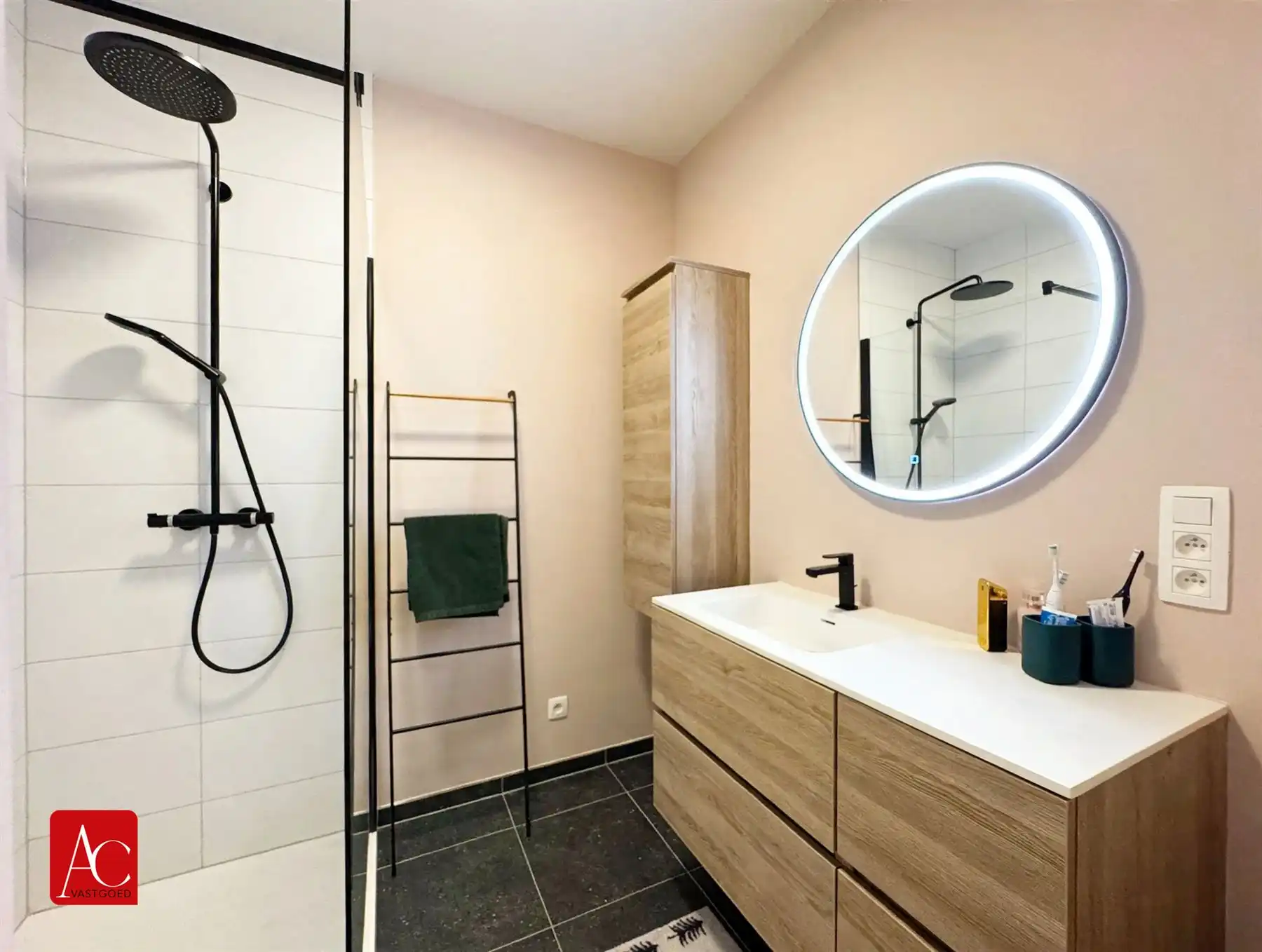 Ruim 1-slaapkamerappartement (90 m²) te Bevere foto 15