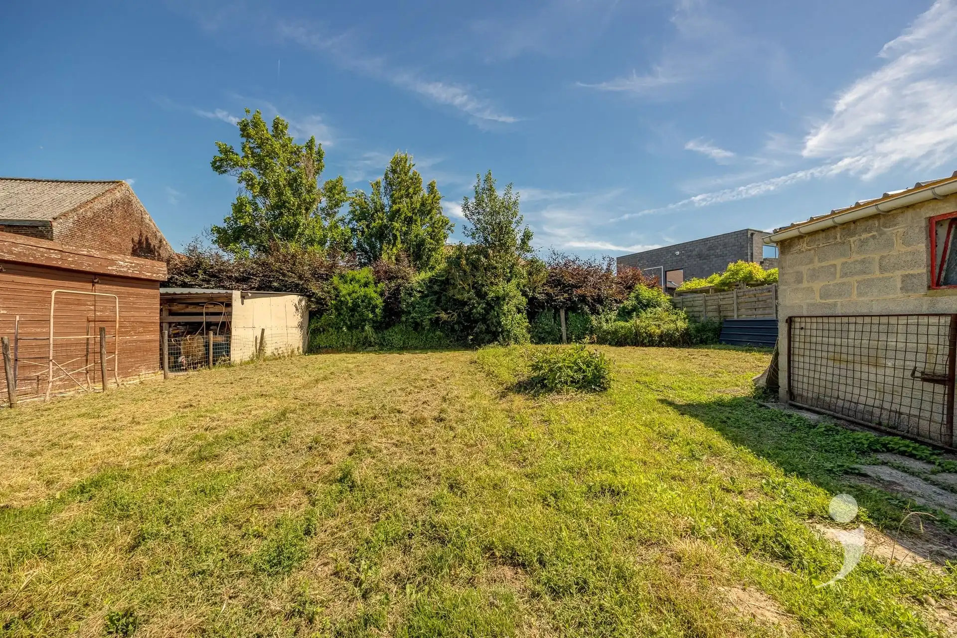 Volledig gerenoveerde hoeve met loods én verkavelingsmogelijkheid foto 35