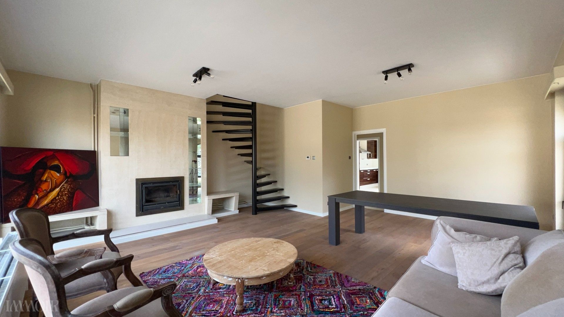 Ruim duplex appartement met terras in Brasschaat. foto {{pictureIndex}}